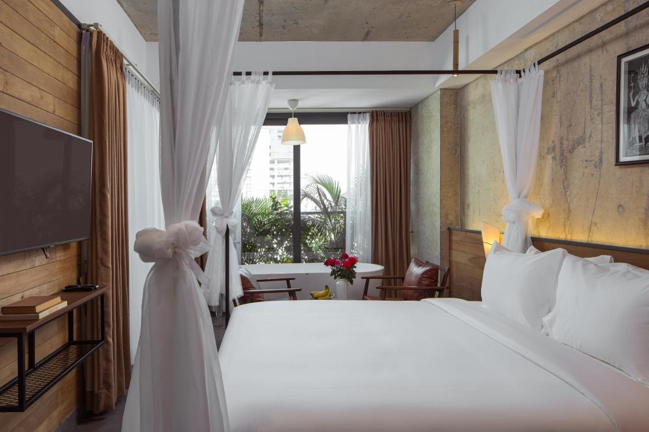 Cest La Vie Boutique Hotel Phnom Penh Exterior foto